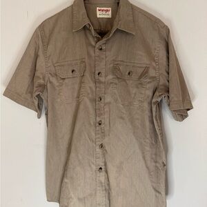 Vintage wrangler button ups